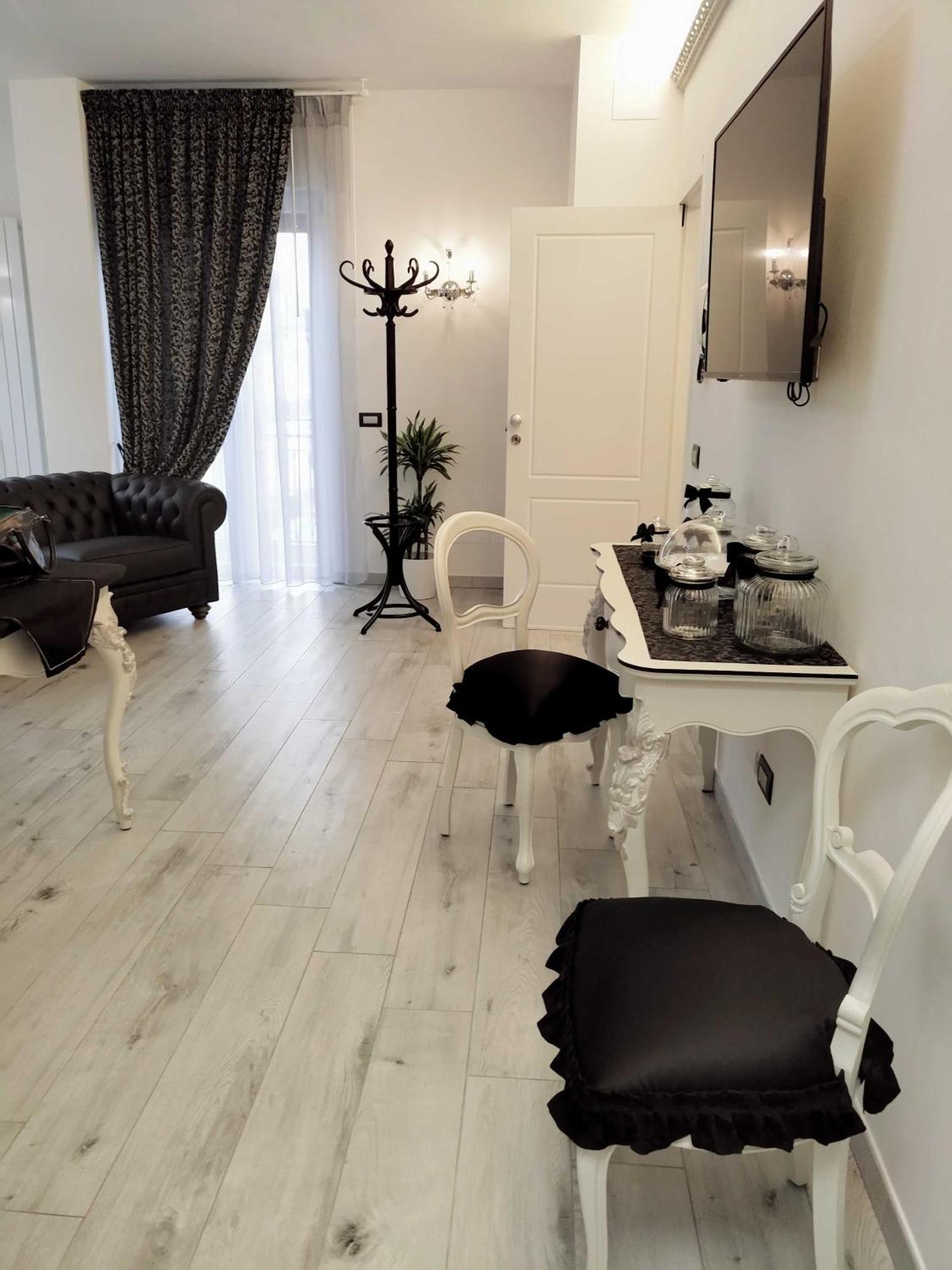 Alloggio Turistico Giulietta E Romeo - Intero Appartamento - Villafranca Di Verona, Zimmer, Holiday Rooms Kültér fotó